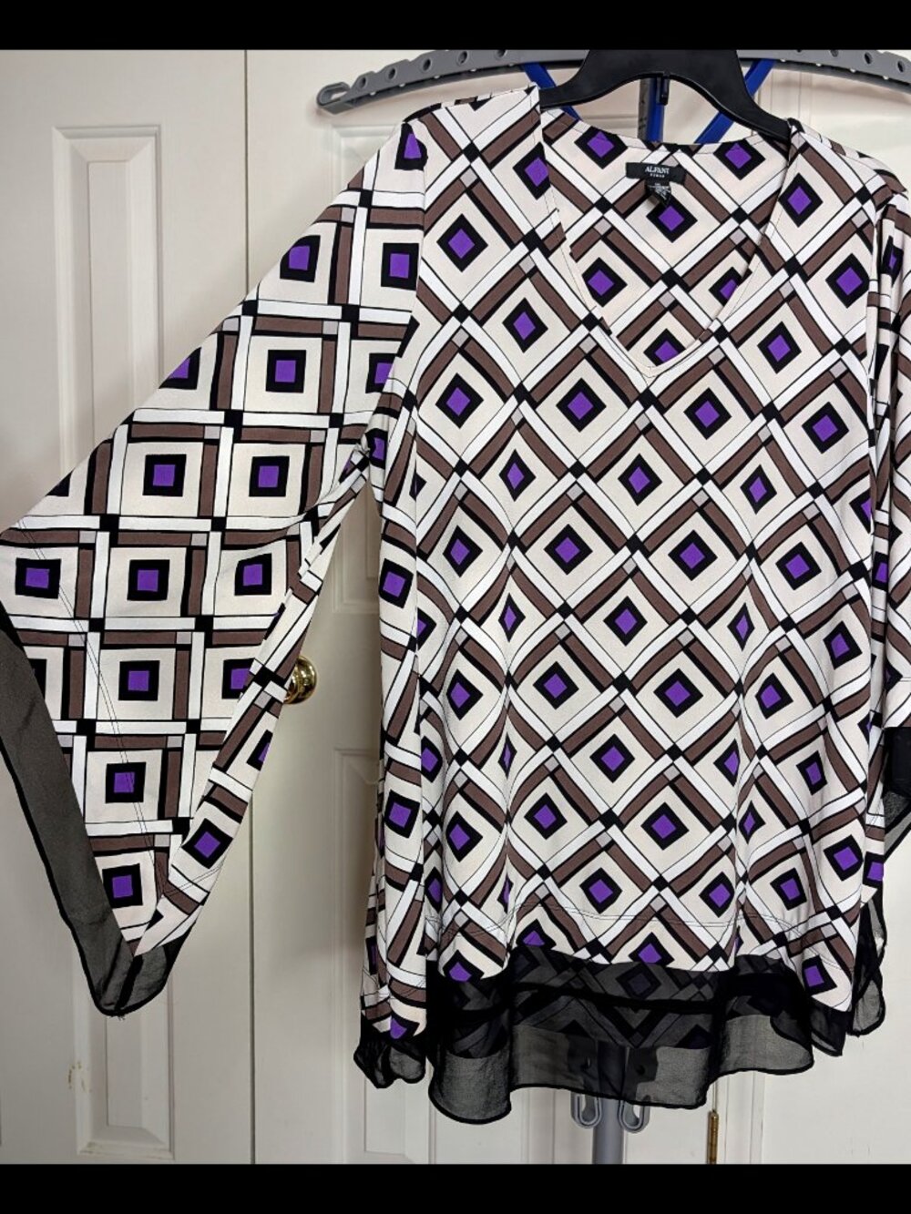 ALFANI 1X White, Purple & Black Diamond Print Stretch Blouse w/Mega Bell Sleeves - Picture 1 of 4
